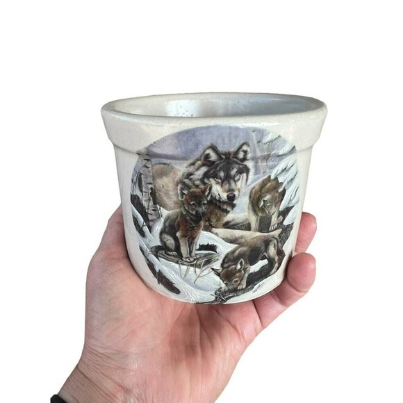 R.R.P. Co. Roseville Pottery 1pt Low Crock RD Sellion Wolf Mother And Pups GUC - Picture 1 of 12